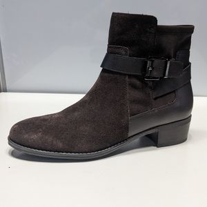 Isaac Mizrahi Saran Dark Brown Suede Leather Ankle Boot Size 7.5